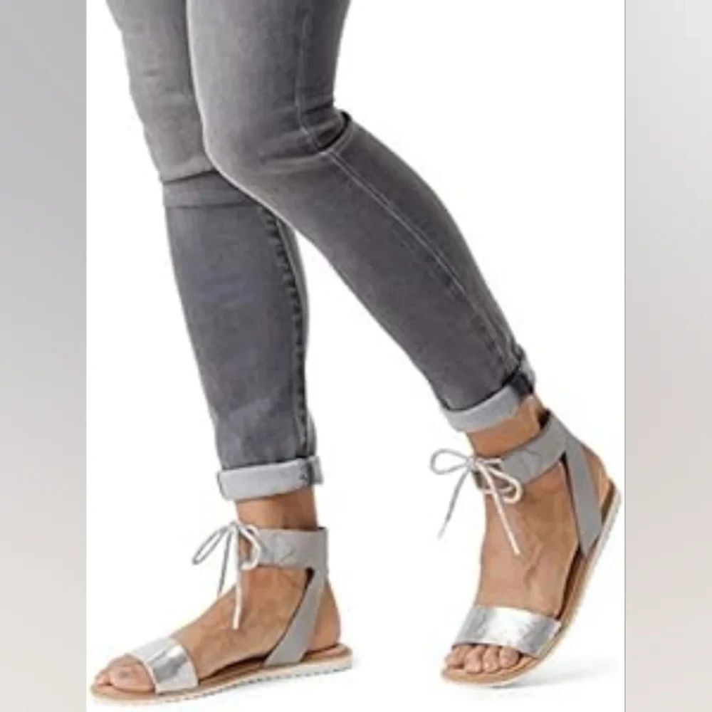 Sorel Ella Slides Flats Womens Silver And Beige Sandals Size 7 US / EU 38